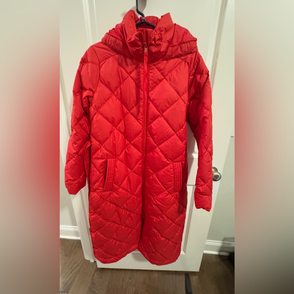 Athleta Boulevard Down Duster Belted Hooded Jacket Coat  Sm. Matador Red. NWOT
